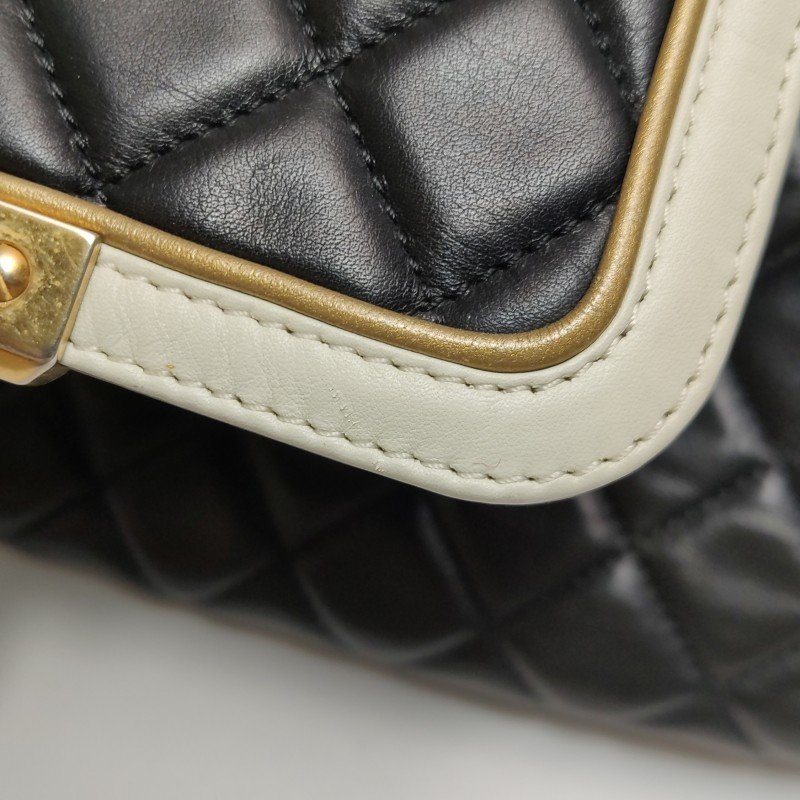 Chanel 2.55 Bag 羊皮 牛皮 拼色 菱格 絎縫 長方形旋扣 單肩包-18