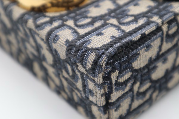 Dior Montaigne Mini Box-2