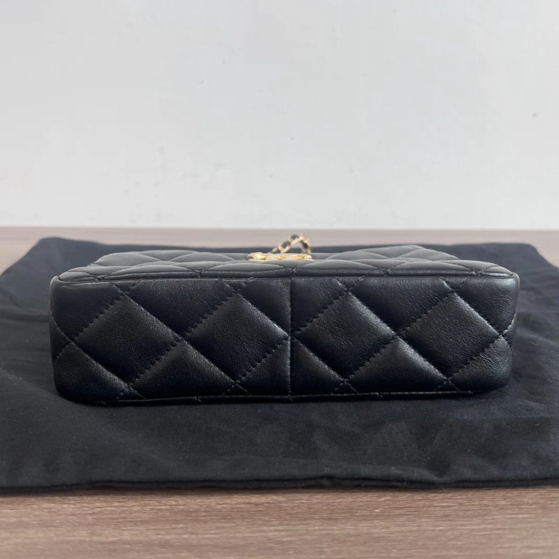 CHANEL 24a黑金羊皮珍珠手柄鏈條腋下包 19*11*6 全新閒置配件塵袋-4