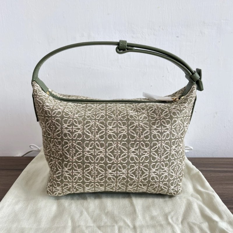 LOEWE cubi小號酪梨綠帆布手提飯盒包 20.5*17*12.5 全新閒置配件塵袋-5