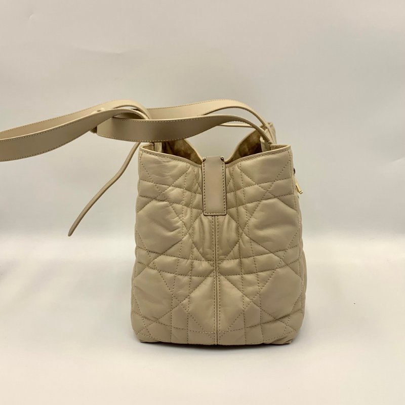 24年新款 Dior  Toujours tote bag 中號 胭脂米色金扣 子母袋款 大D標掛飾 經典菱格紋大容量女士手袋-2