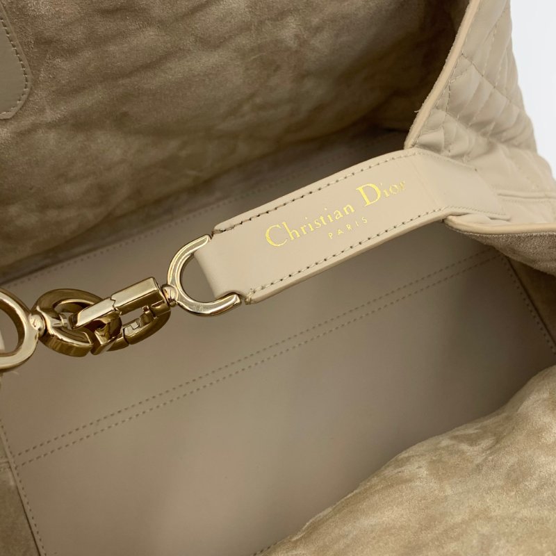 24年新款 Dior  Toujours tote bag 中號 胭脂米色金扣 子母袋款 大D標掛飾 經典菱格紋大容量女士手袋-4