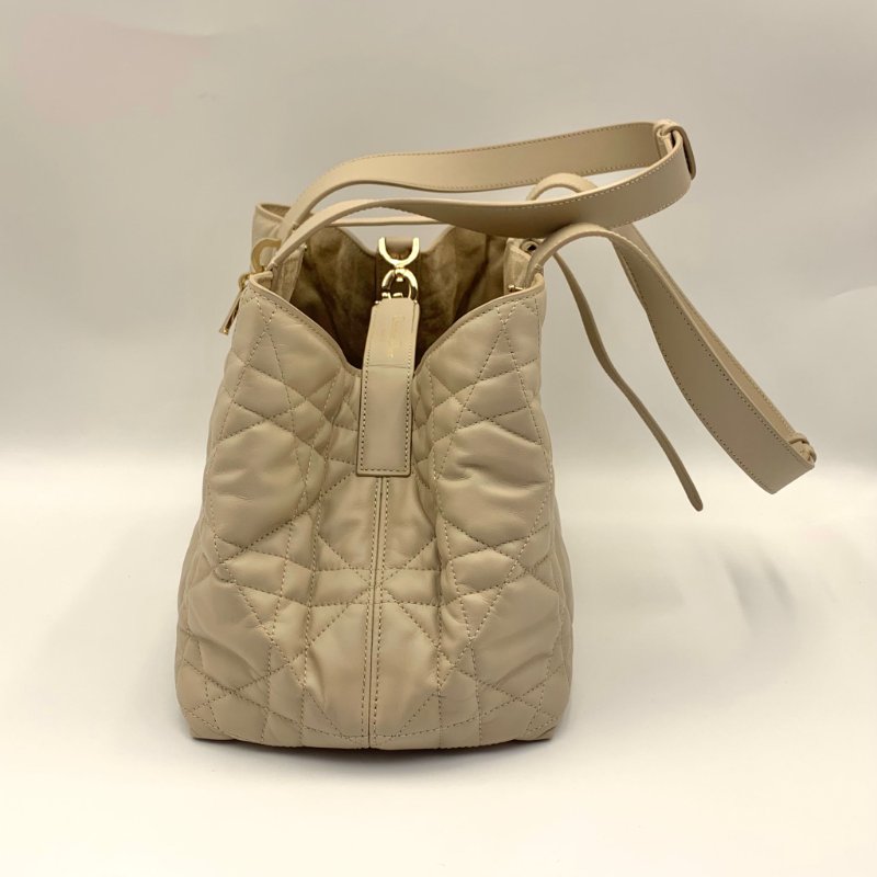 24年新款 Dior  Toujours tote bag 中號 胭脂米色金扣 子母袋款 大D標掛飾 經典菱格紋大容量女士手袋-5