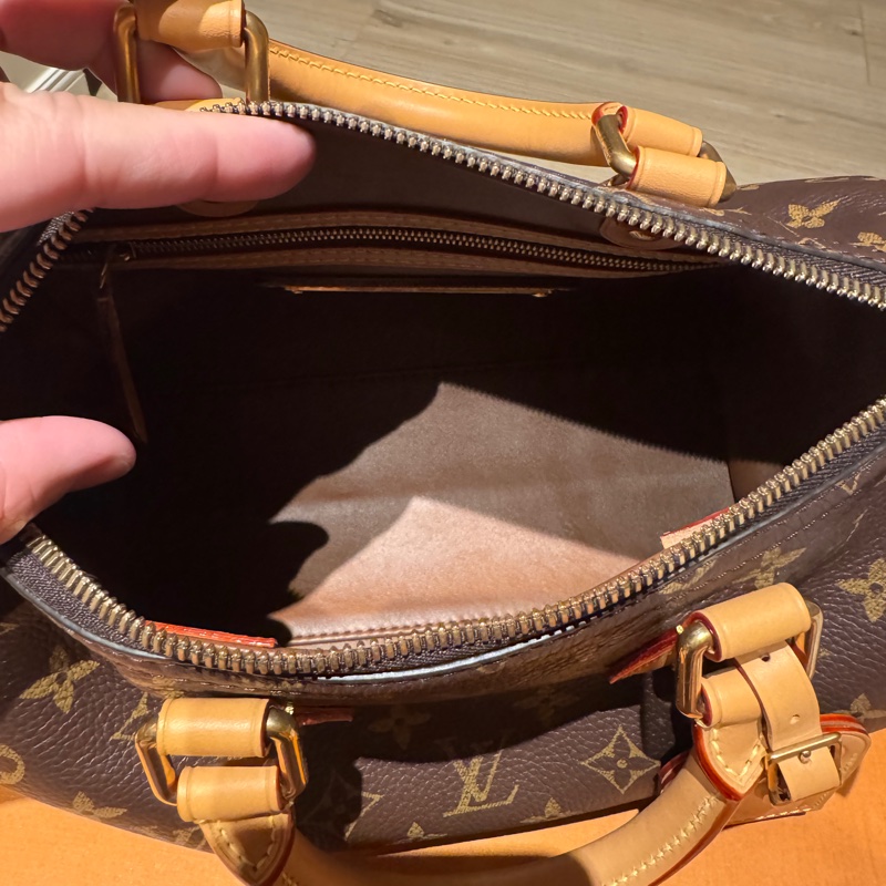 Louis Vuitton speedy p9 25-8