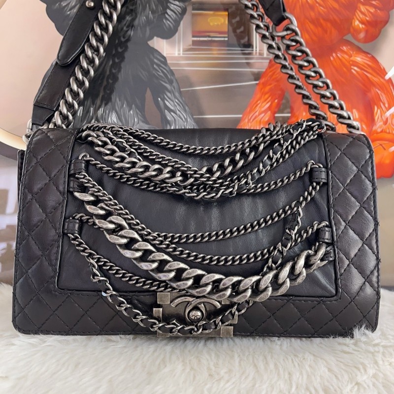 Chanel香奈兒 秀款多鏈條Leboy 黑色 肩背包 斜背包 18開-3