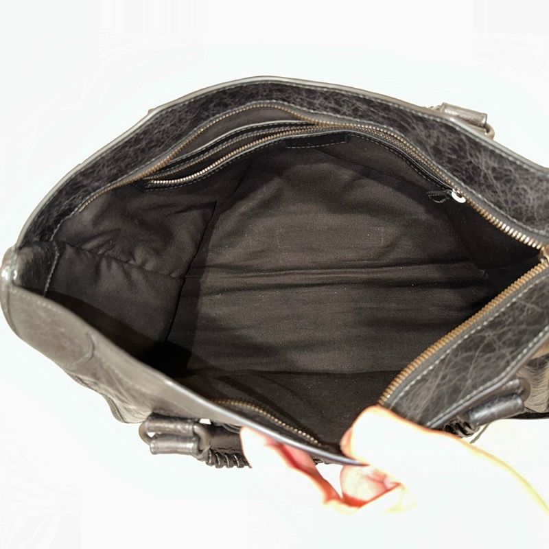 Balenciaga巴黎世家 機車包 le city medium 黑-9