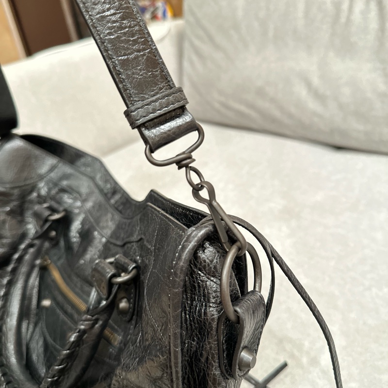 Balenciaga巴黎世家 機車包 le city medium 黑-11