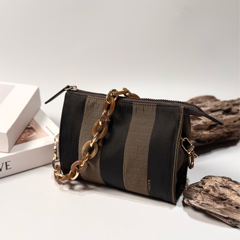 Fendi vintage 日本二手 中古復古古董 經典條紋老花 肩背包 側背包 手提包-0