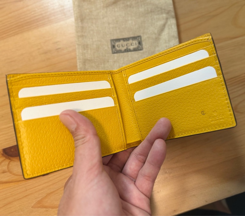 GUCCI/古馳飾鏤空互扣式雙G皮夾金黃色皮革和Supreme帆布-3