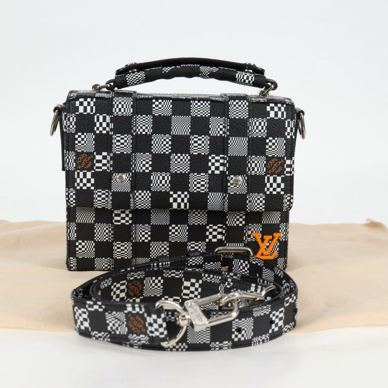 【日本直送】路易威登 Damier 扭曲翻蓋軟皮郵差包 N50032 正品 122429M-11