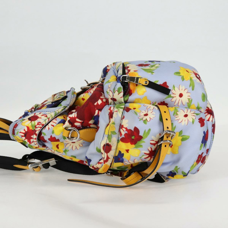 【日本直送】Miu Miu帆布雙肩包，淺藍/銀色，正品編號119229M-2