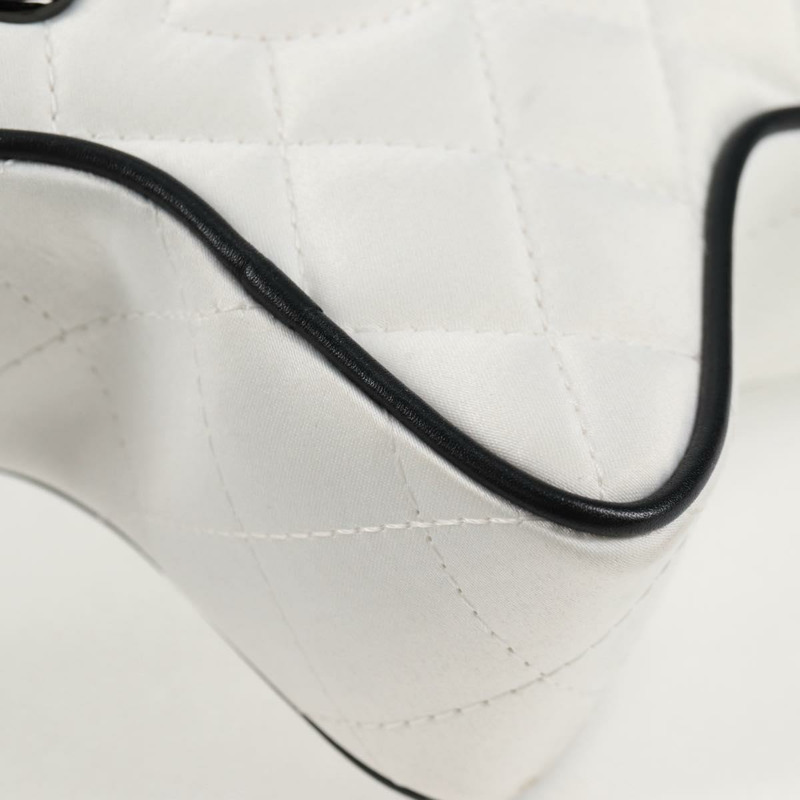 【日本直送】香奈兒星星鏈條單肩包緞面白金色 CC 正品 125991SM-14