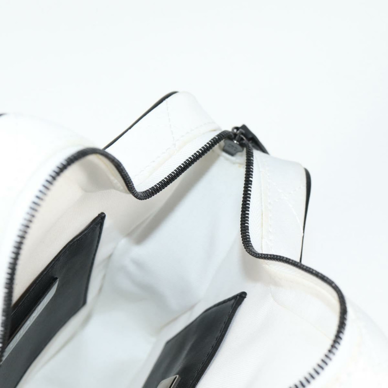 【日本直送】香奈兒星星鏈條單肩包緞面白金色 CC 正品 125991SM-22