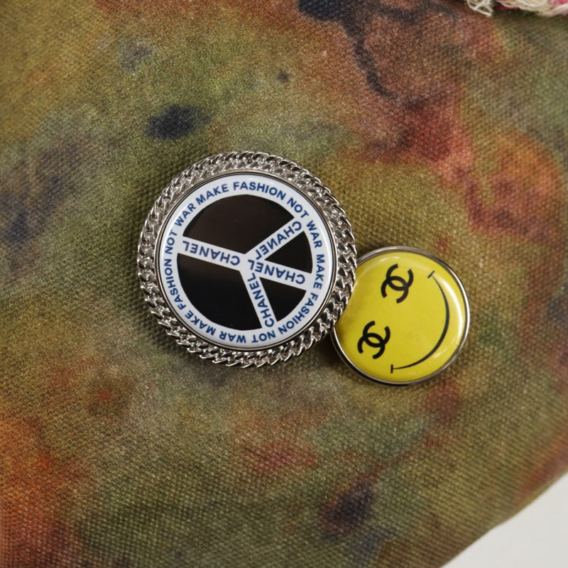 【日本直送】香奈兒刺繡塗鴉手袋 帆布皮革 卡其色 CC 標誌 正品 127134SM-17