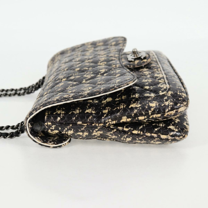 【日本直送】香奈兒 Matelasse 鏈條單肩包 皮革 黑色 銀色 CC 正品 127576M-2