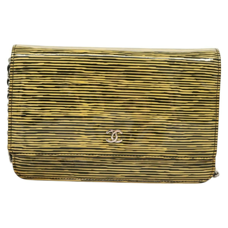 【日本直送】香奈兒鏈條皮夾漆皮黃銀色 CC 正品 128843-12