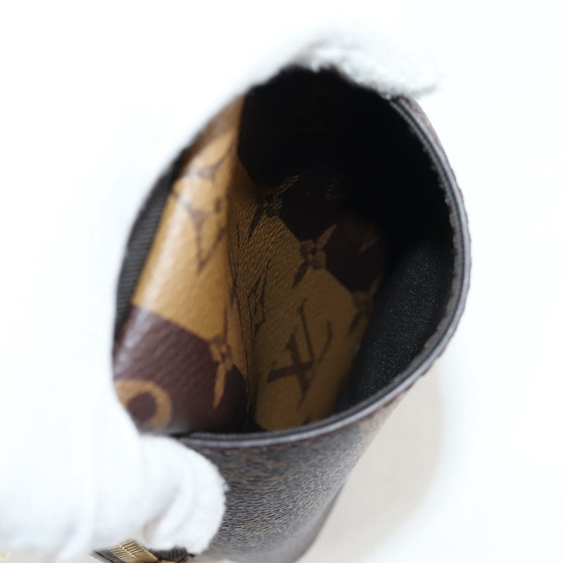 【日本直送】LOUIS VUITTON 字母條紋 LV x NIGO 雙手機袋 M81005 LV 授權 118926-18