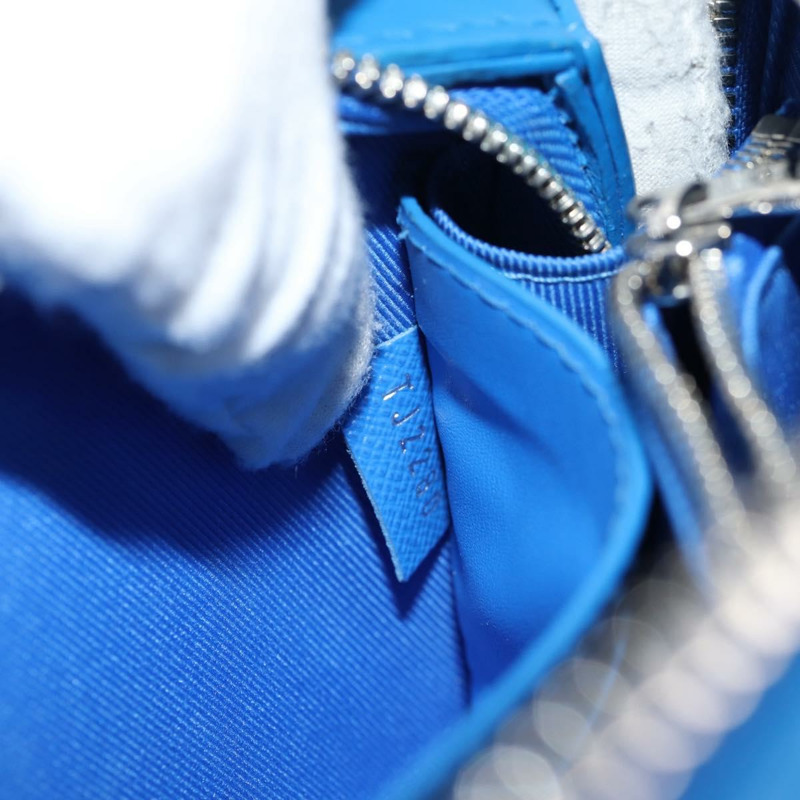 【日本直送】路易威登 Monogram Clouds 軟皮旅行箱錢包包藍色 M45432 LV 正品 128464A-10