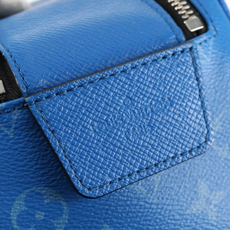 【日本直送】路易威登 Tiger Lama Monogram Dopp Kit Clutch Bag 藍色 M30849 正品 130475M-17