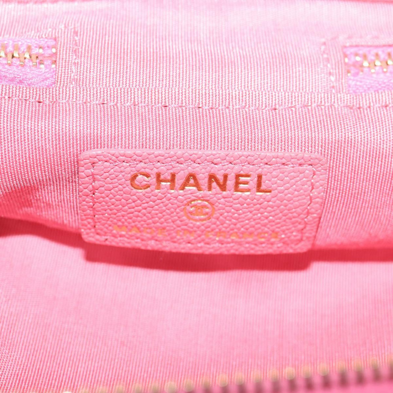 【日本直送】香奈兒 (CHANEL) 菱格紋鏈條肩背包，魚子醬紋皮革，兩用款，粉金色雙C標誌，貨號 131801M-20