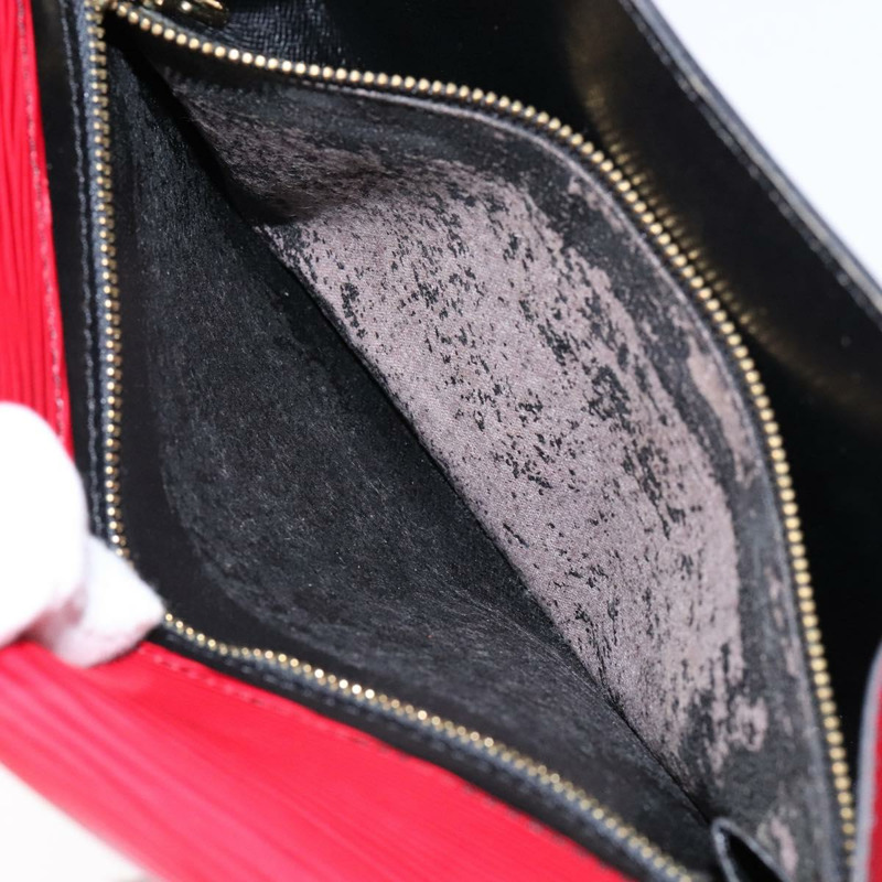 【日本直送】路易威登 Epi 裝飾藝術風格手拿包 紅色 M52637 LV 授權 136041-9