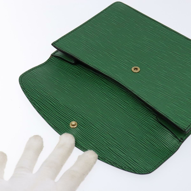 【日本直送】路易威登 Epi Montaigne 23 手拿包 綠色 M52664 LV 授權 129609-8