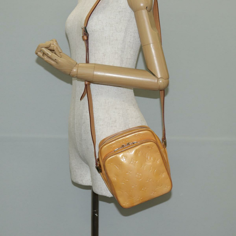 【日本直送】路易威登 Monogram Vernis Wooster 包 棉花糖粉紅 M91037 正品 136926-22