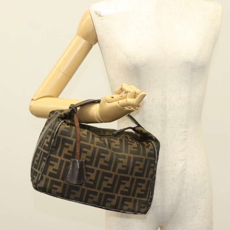 【日本直送】FENDI Zucca 帆布化妝包 黑色 棕金色 正品 136534-23