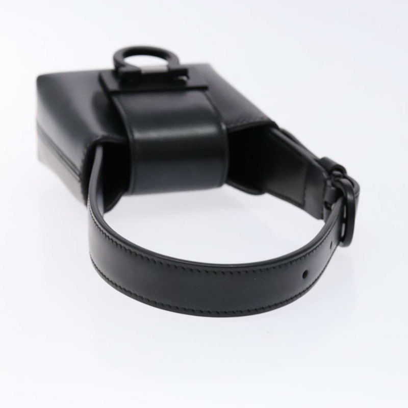 【日本直送】Salvatore Ferragamo Gancini 手袋 皮革 黑色 銀色 正品 137178-6