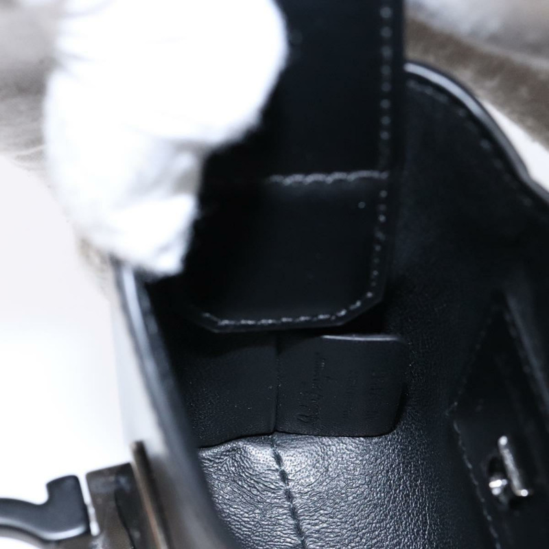 【日本直送】Salvatore Ferragamo Gancini 手袋 皮革 黑色 銀色 正品 137178-20