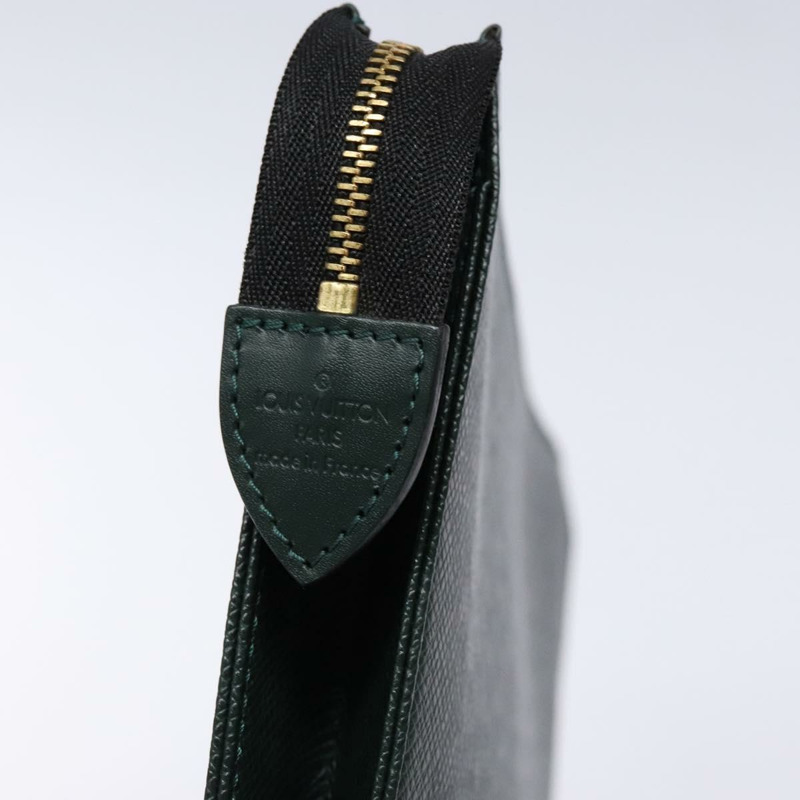 【日本直送】LOUIS VUITTON Taiga Poche Toilette 26 小袋 Epicea LV 授權 yk19145-7