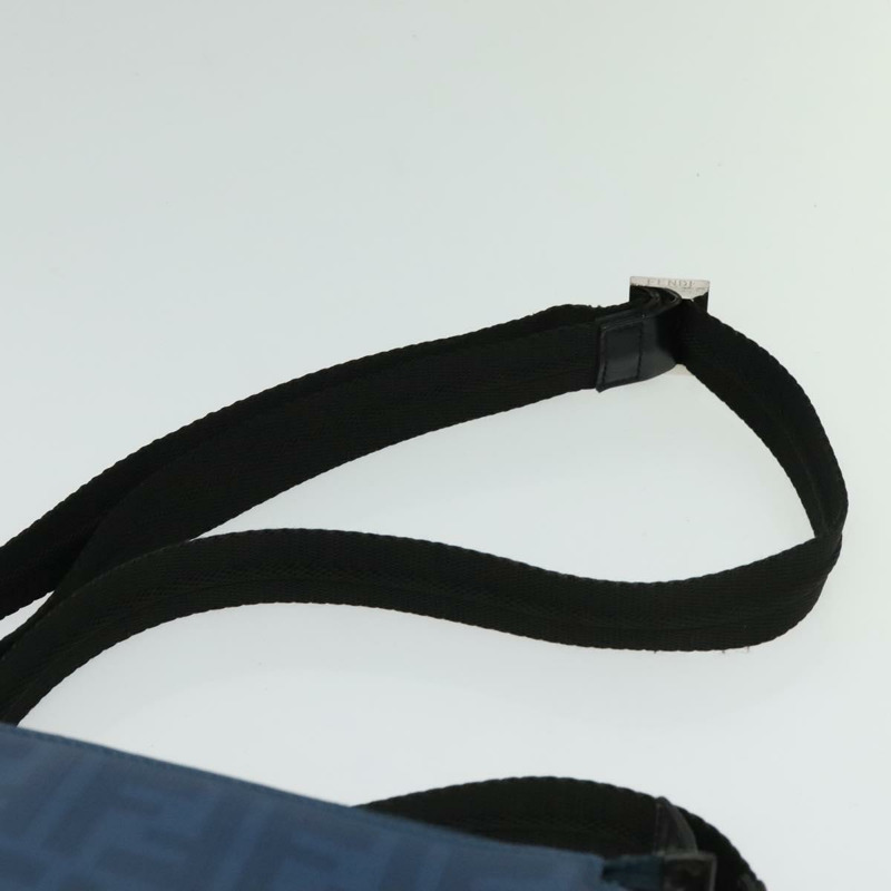 【日本直送】FENDI Zucca 帆布單肩包 PVC 藍色銀色 正品 bs28711-7