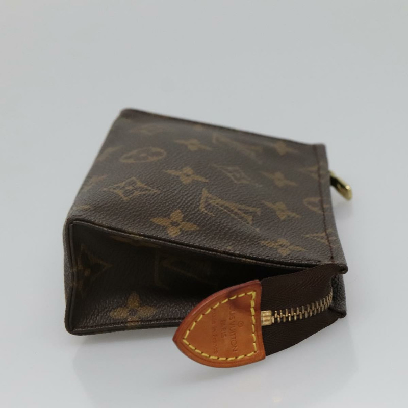 【日本直送】路易威登 Monogram Poche Toilette 15 手拿包 M47546 LV 正品 139378-2