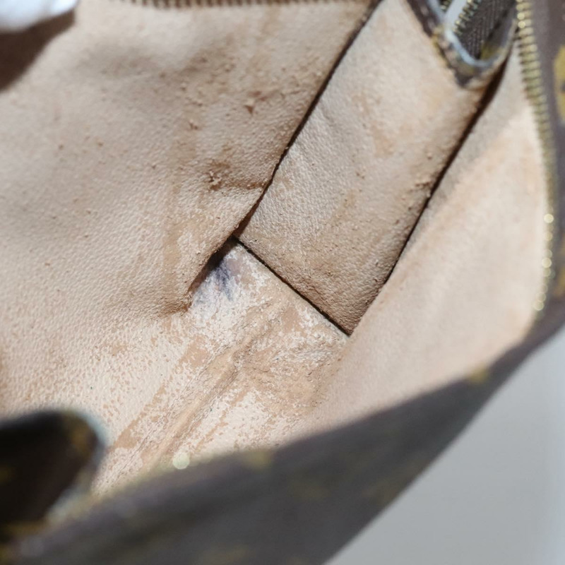 【日本直送】路易威登 Monogram Poche Toilette 19 手拿包 M47544 LV 正品 130708-16