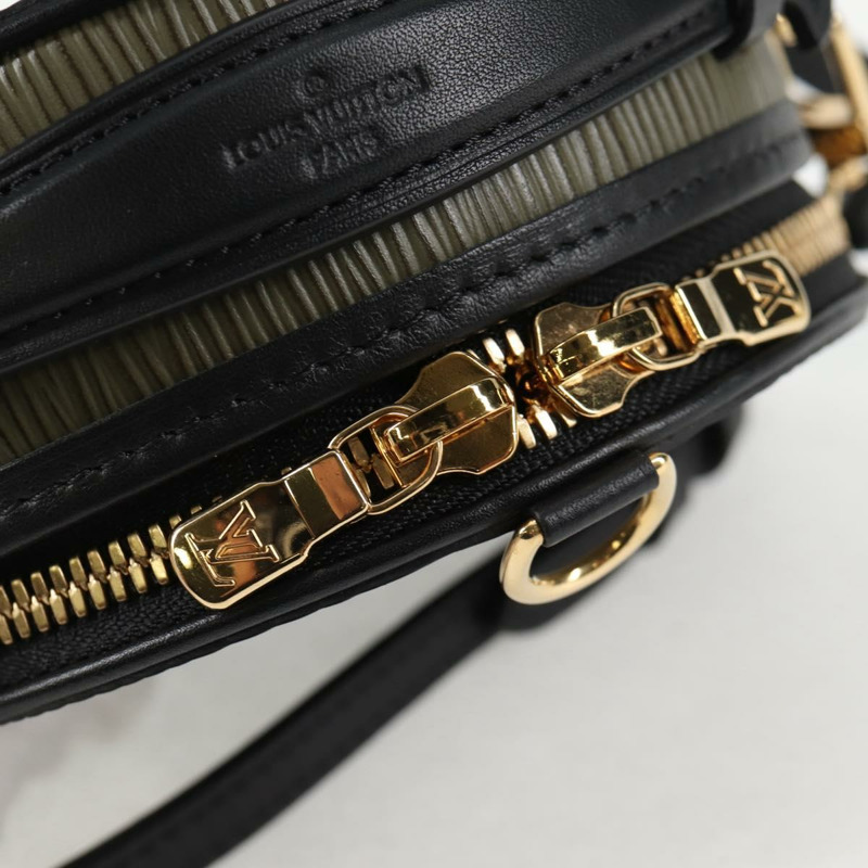 【日本直送】路易威登 Epi 迷你 Boite Chapeau 單肩包 卡其色 R96001 LV 正品 138954A-18