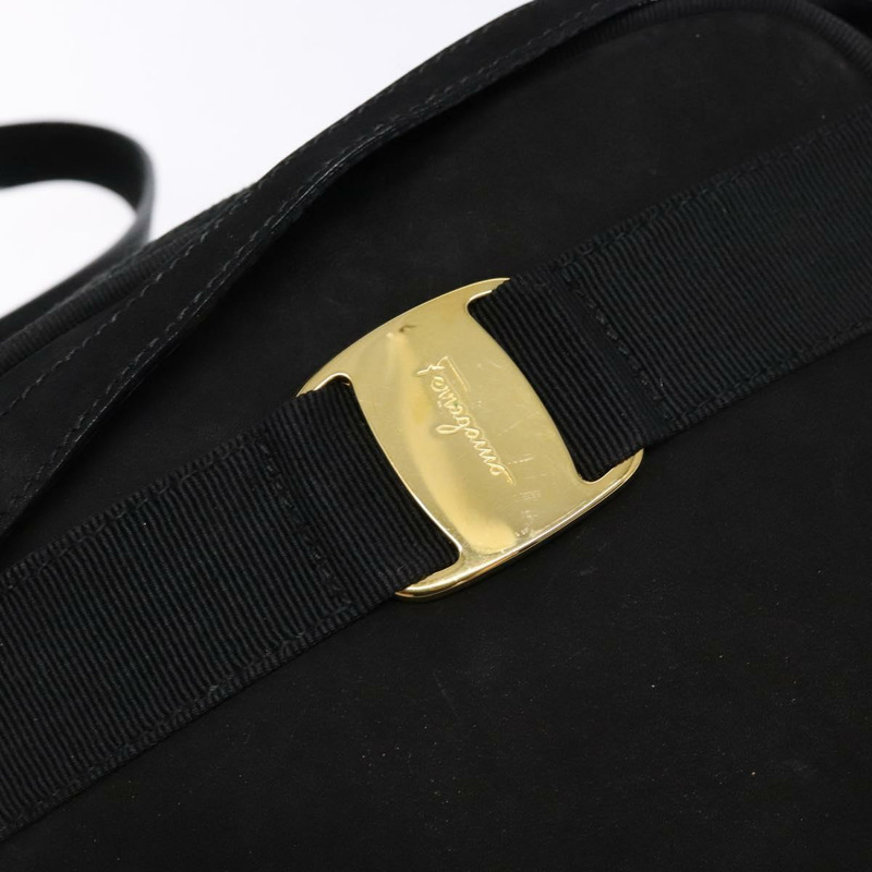 【日本直送】Salvatore Ferragamo Vala 單肩包 絨面革 黑金色 正品 BA4961-17