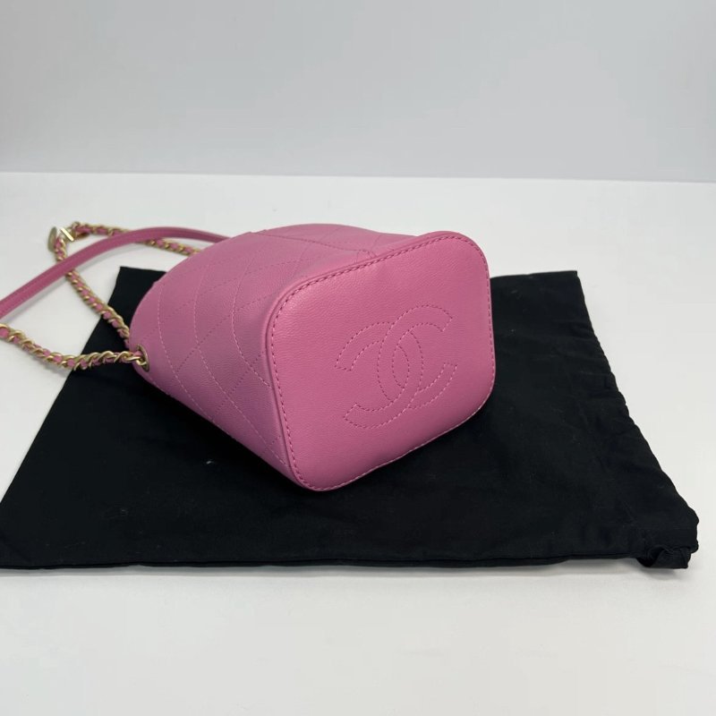 CHANEL drawstring bag紫色金扣水桶包18*21*12 全新閒置配件盒子塵袋保卡-4