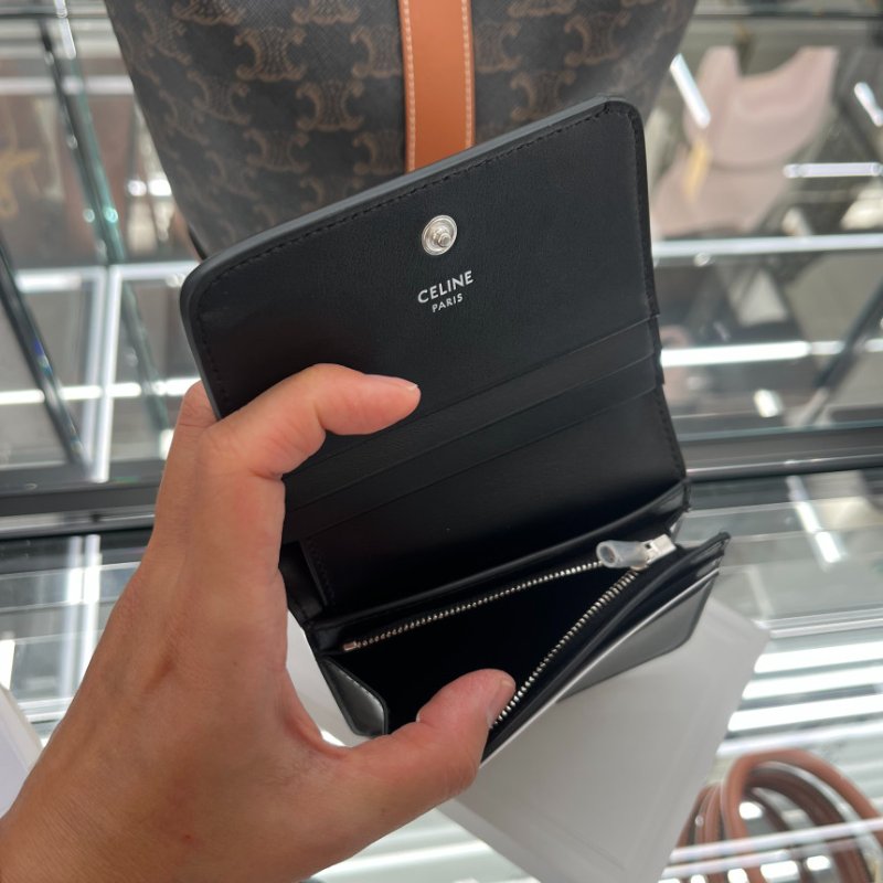 🎉新品好折扣✨Celine 10K623 Triomphe 凱旋門小牛皮短夾 黑色/銀釦-6