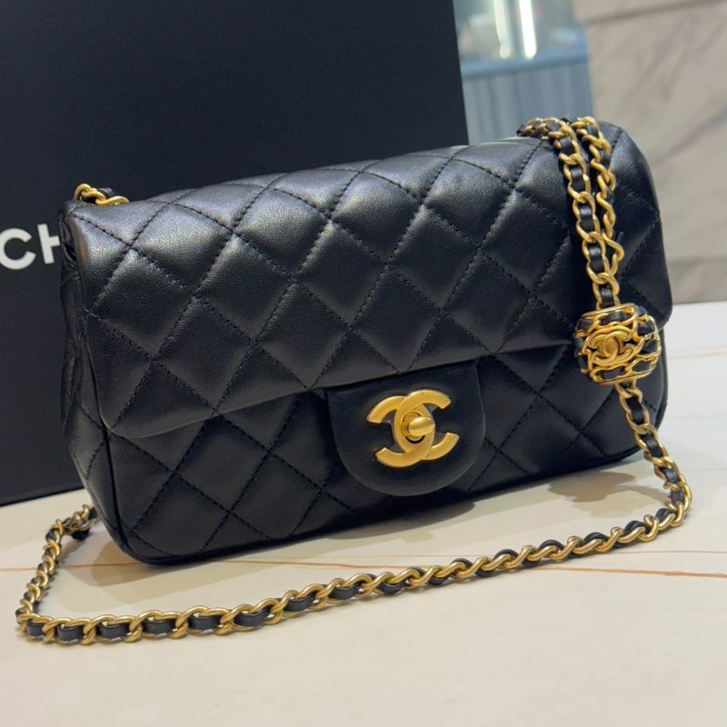 *SHIHNA名牌精品* CHANEL核桃金球迷你口蓋包20cm (晶片款)-0