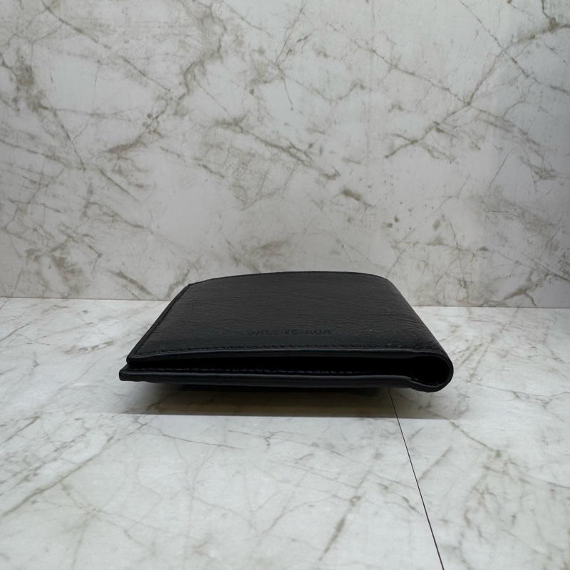 Balenciaga 大釦對開短夾 黑-5