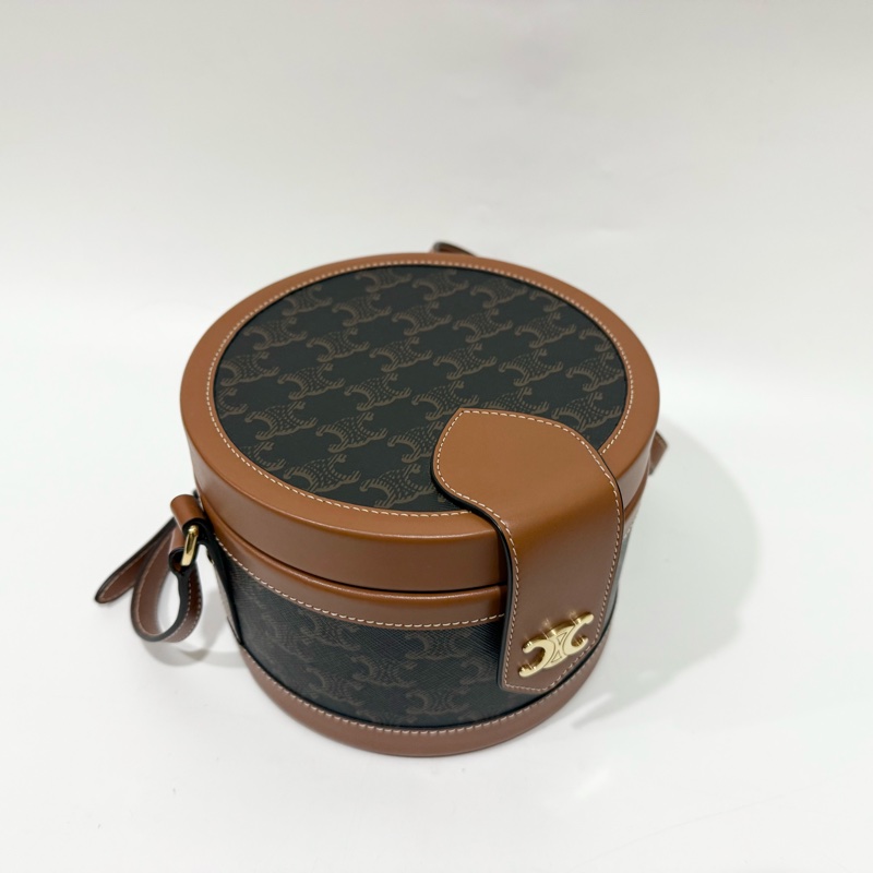 CELINE凱旋門Tambour Triomphe牛皮圓桶側背包195192BZJ-5