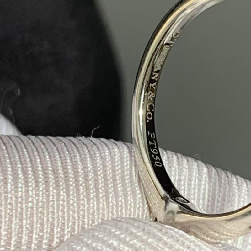 蒂芙尼Tiffany0.5克拉鑽戒51號，主鑽0.5ct，F色，vvs2-4