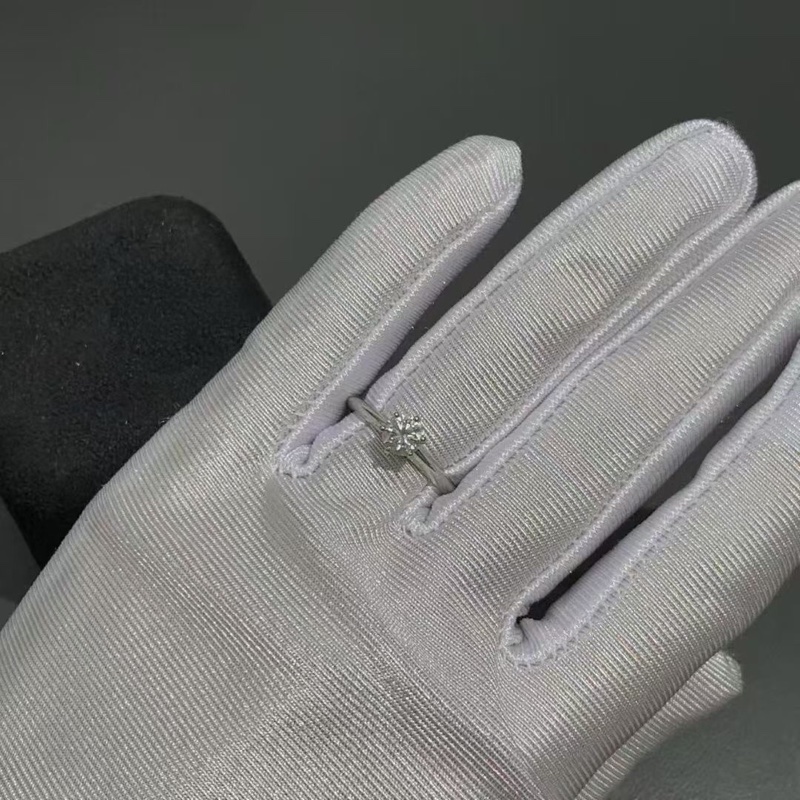 蒂芙尼Tiffany0.5克拉鑽戒51號，主鑽0.5ct，F色，vvs2-5