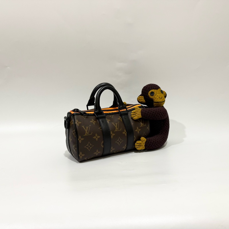 LV老花ZOOOOM WITH FRIENDS 猴子娃娃KEEP-ALL XS/M80118-3