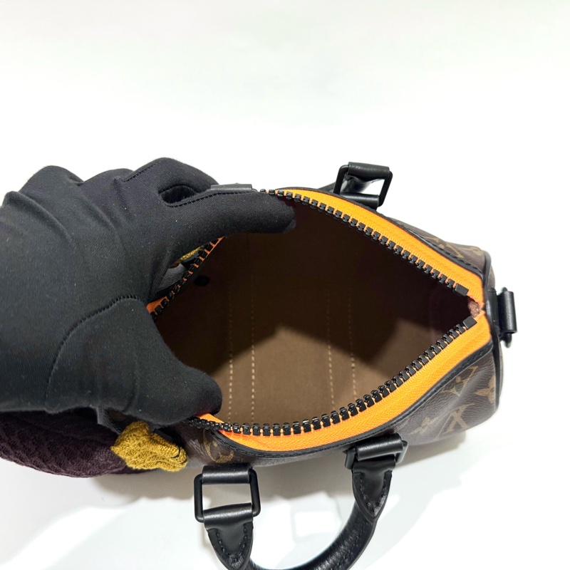 LV老花ZOOOOM WITH FRIENDS 猴子娃娃KEEP-ALL XS/M80118-7