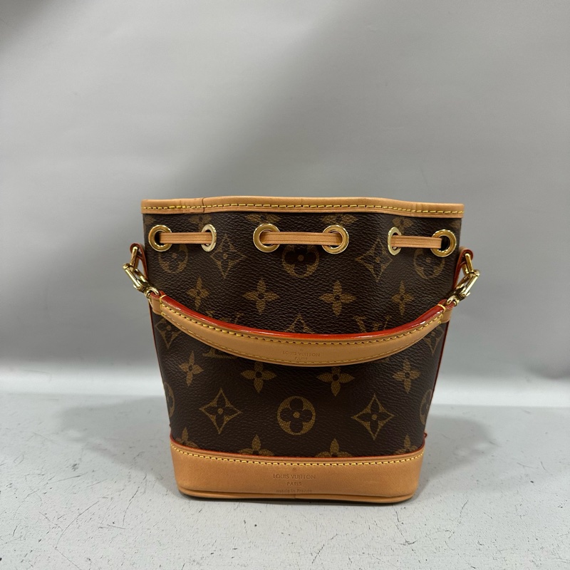 LV M81266 原花金釦 nano noe mini水桶包-2