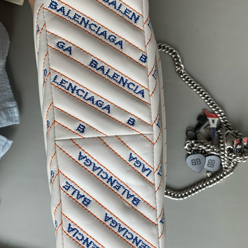 Balenciaga 巴黎世家 限量款 徽章链条包 肩背包-8