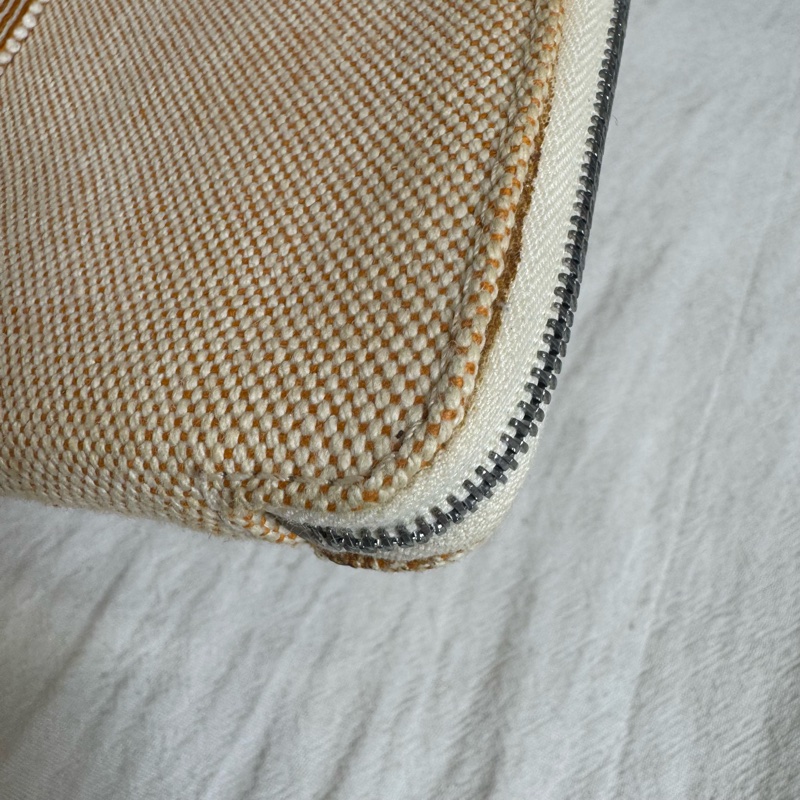 Hermes 髒橘拼色帆布亞麻ㄇ字拉鏈多功能手拿包-17