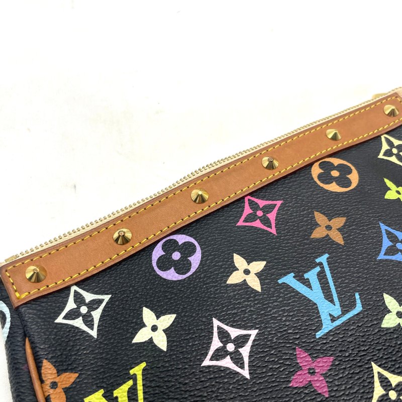 LV村上隆聯名黑三彩鉚釘腋下包 麻將包-8