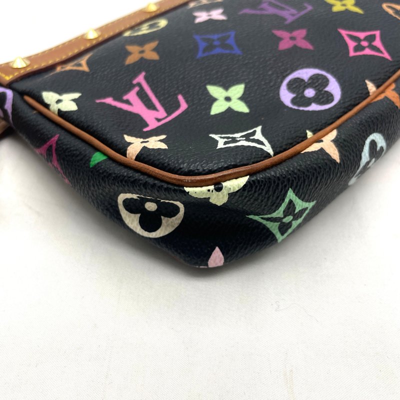 LV村上隆聯名黑三彩鉚釘腋下包 麻將包-3